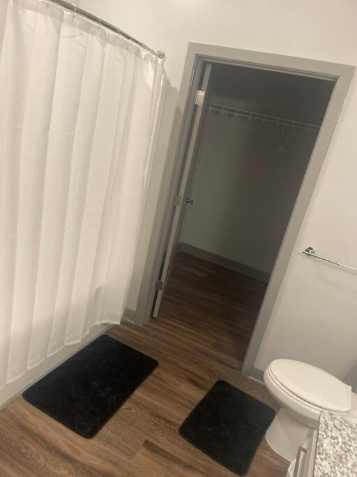 Luxurious & Spacious 1 Bedroom Hampton Εξωτερικό φωτογραφία