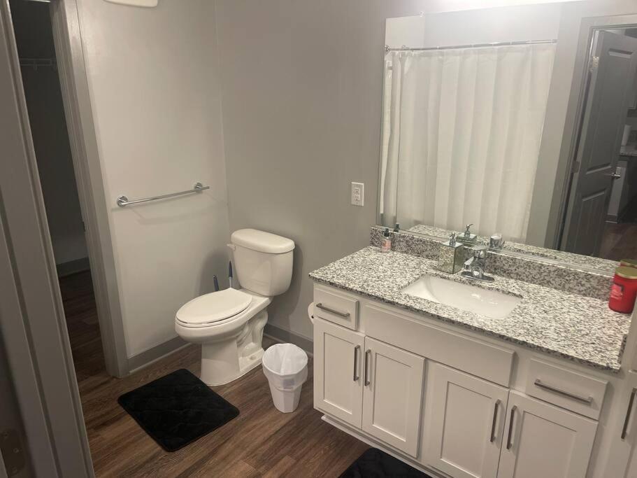 Luxurious & Spacious 1 Bedroom Hampton Εξωτερικό φωτογραφία